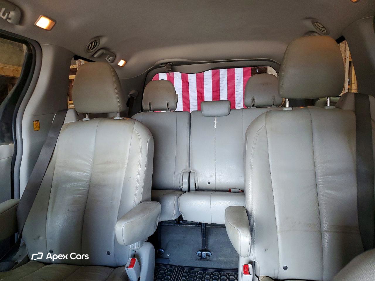 Toyota Sienna 2012