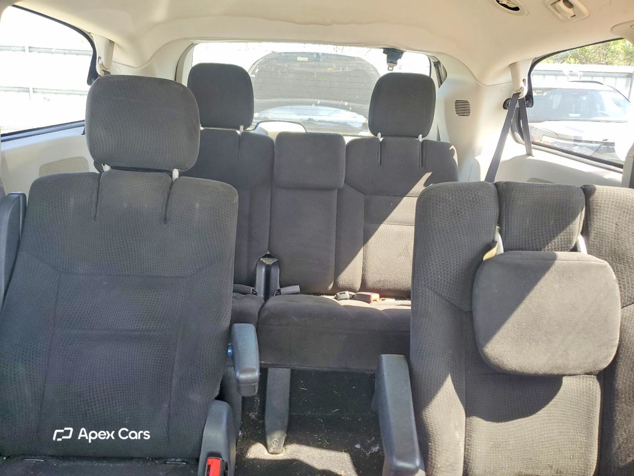 Dodge Caravan 2015