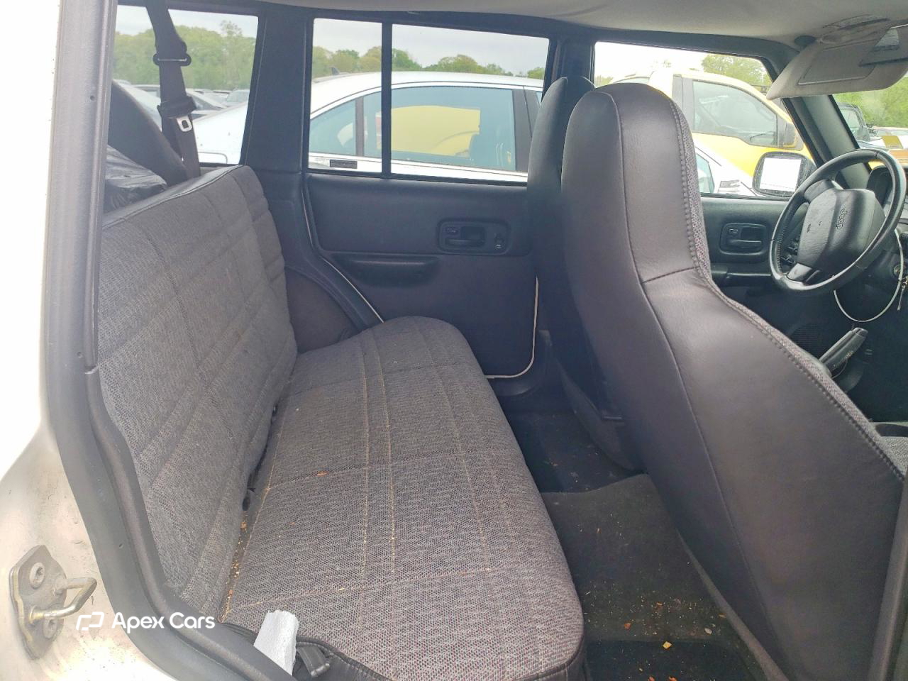 Jeep Cherokee 2001