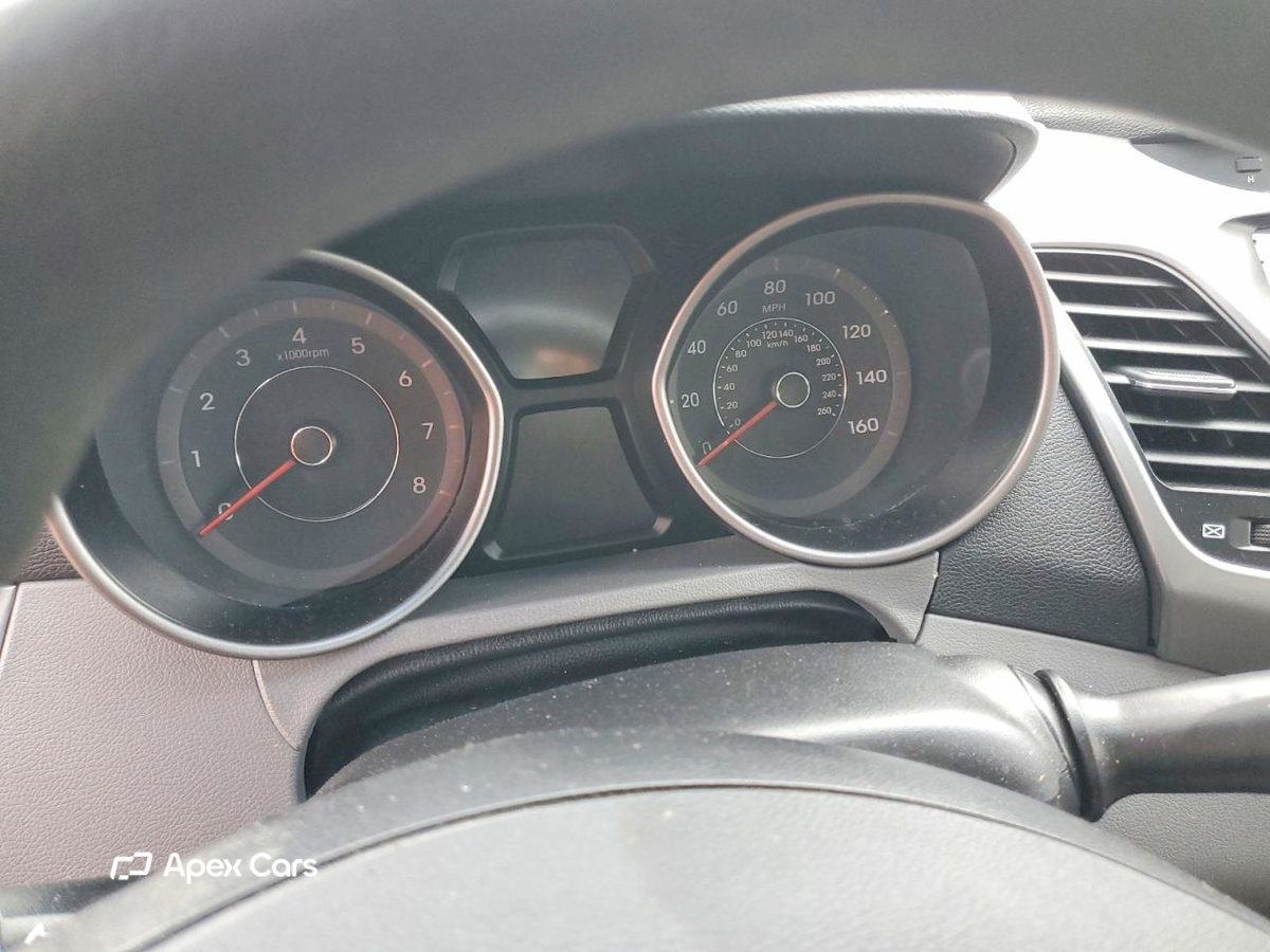 Hyundai Elantra 2016
