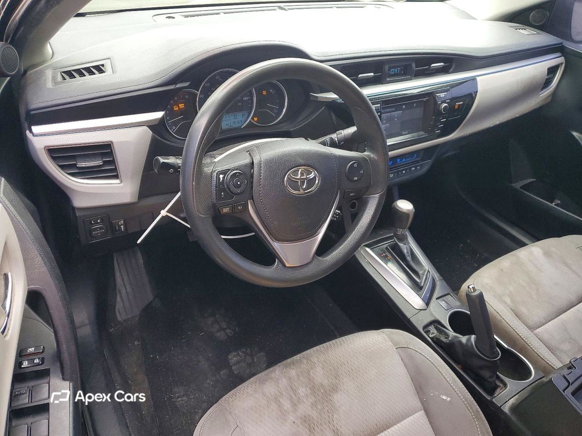 Toyota Corolla 2015