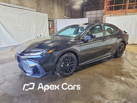Toyota Camry 2026 - Image 1 of 13