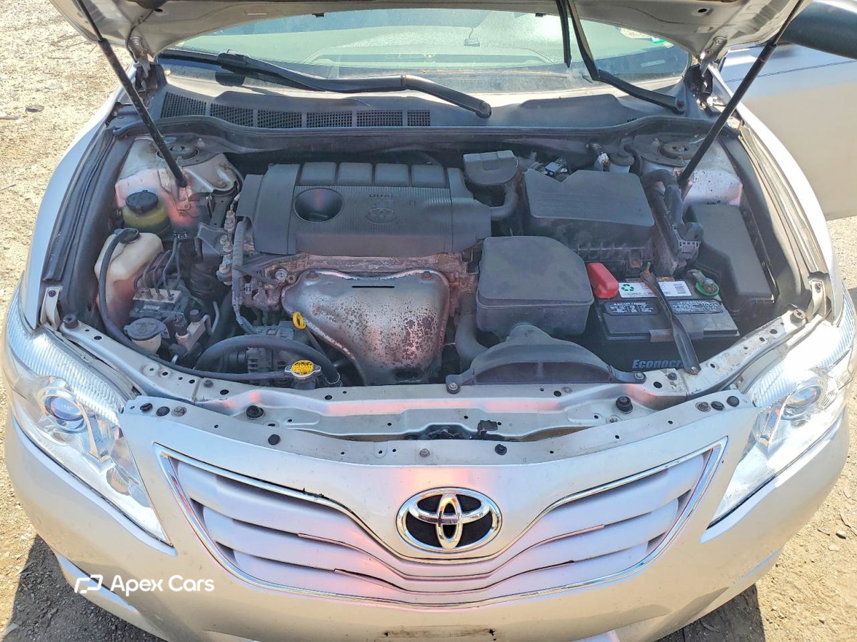 Toyota Camry 2011
