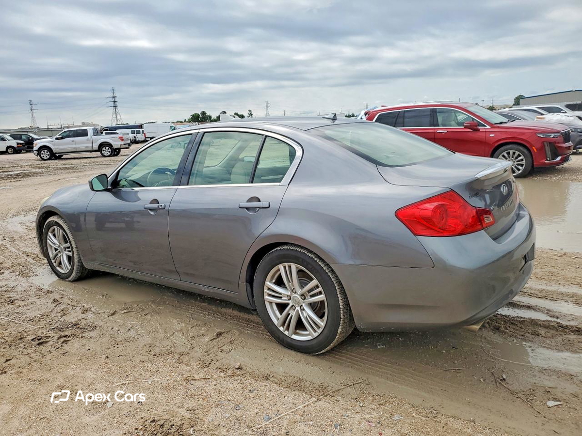 Infiniti Q40 2015