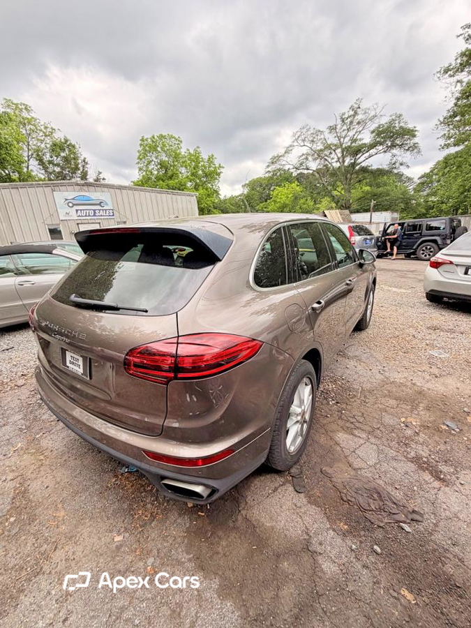 Porsche Cayenne 2016