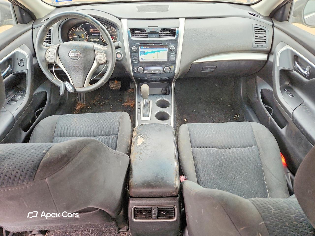 Nissan Altima 2015