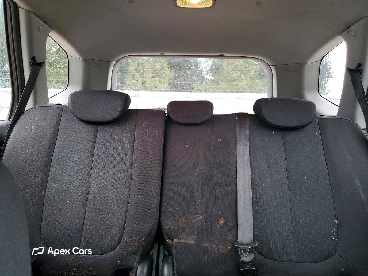 Kia Rondo 2009