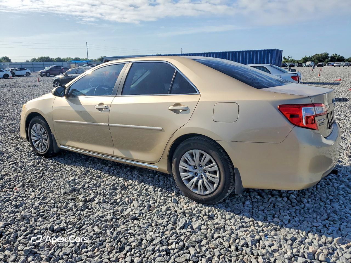 Toyota Camry 2012