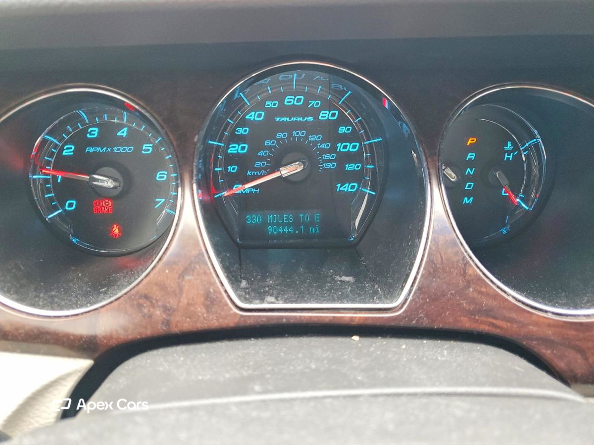 Ford Taurus 2010