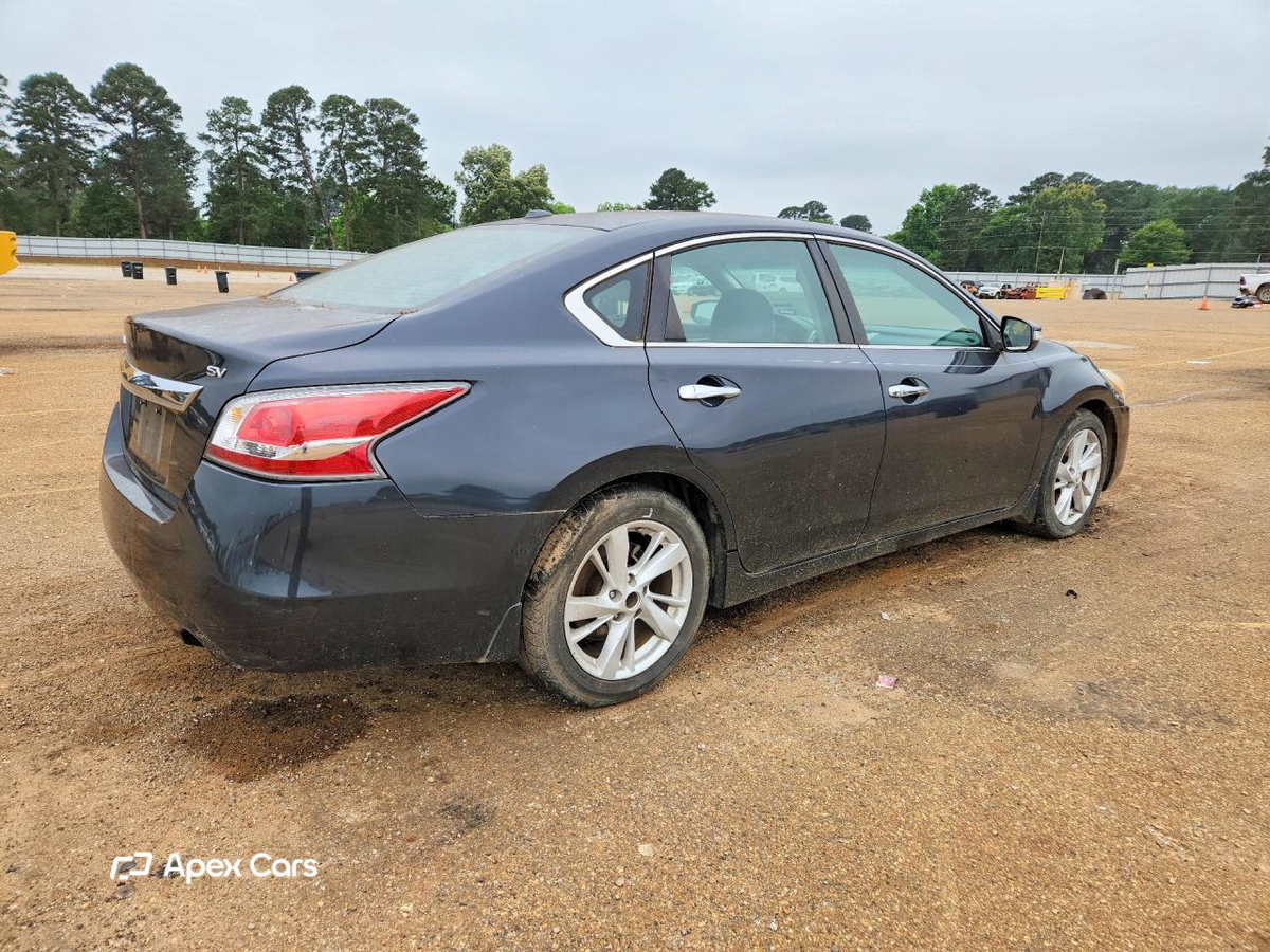 Nissan Altima 2015