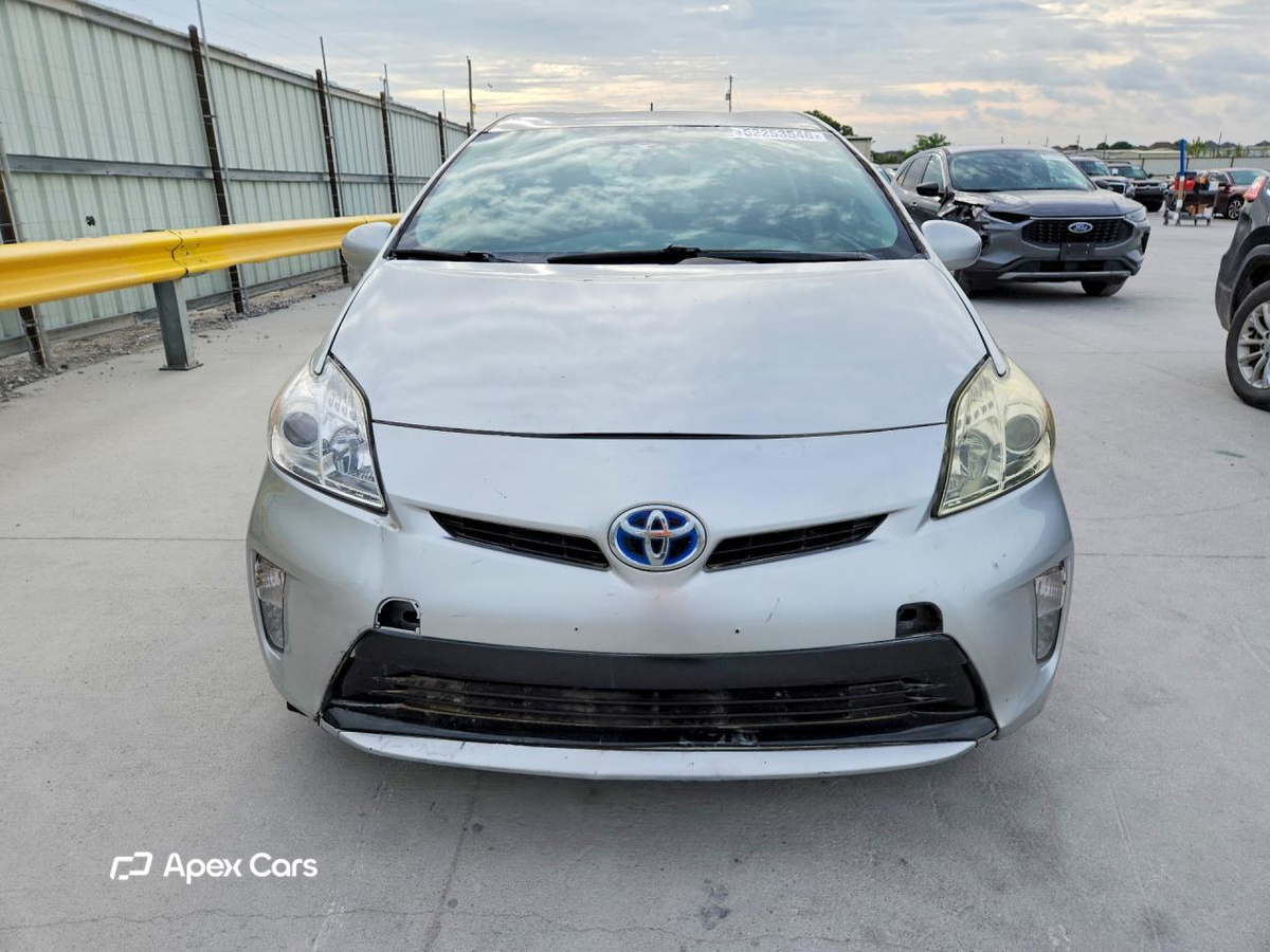Toyota Prius 2015