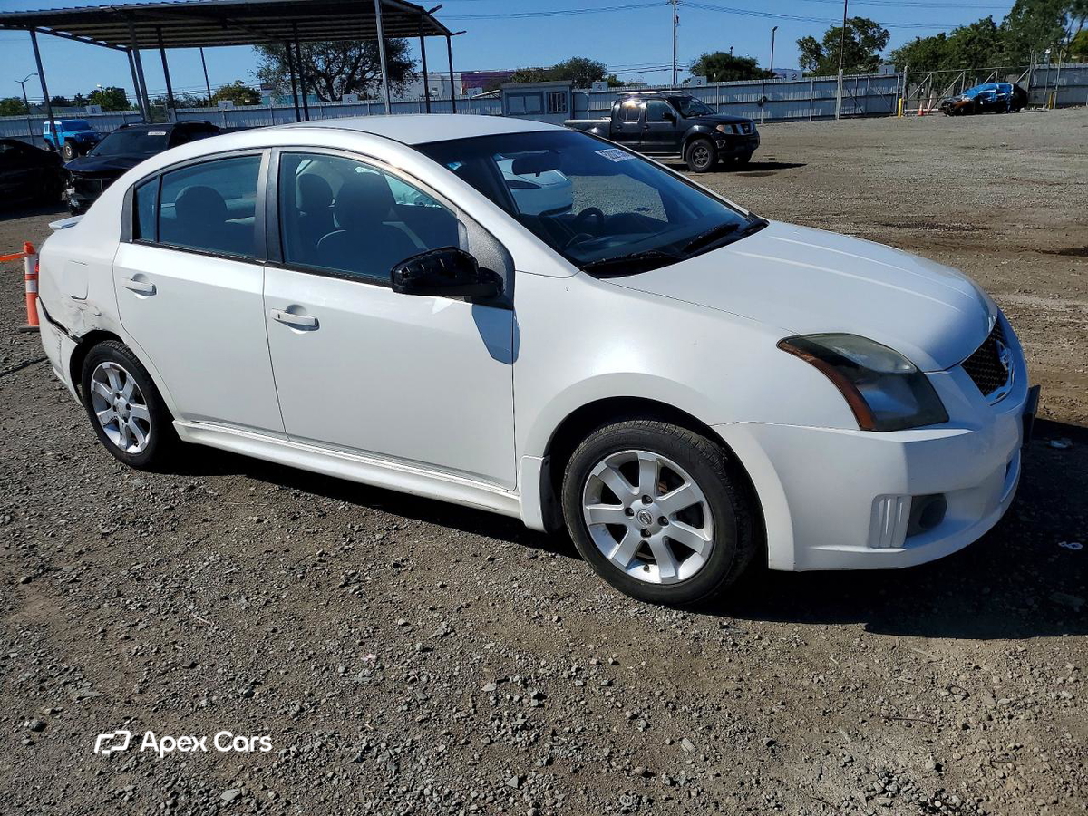 Nissan Sentra 2012