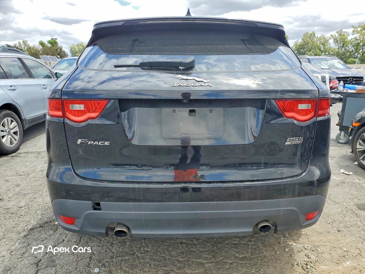 Jaguar F-Pace 2018