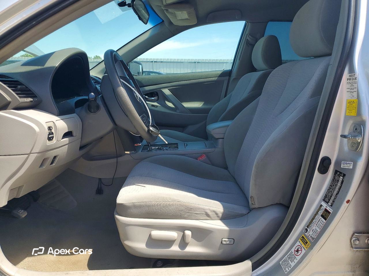 Toyota Camry 2011