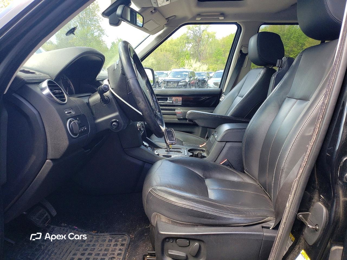 Land Rover LR4 2011