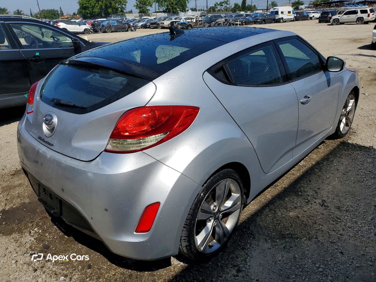 Hyundai Veloster 2013