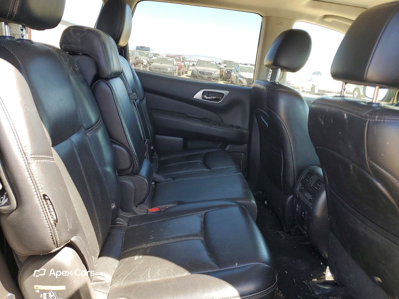 Nissan Pathfinder 2018