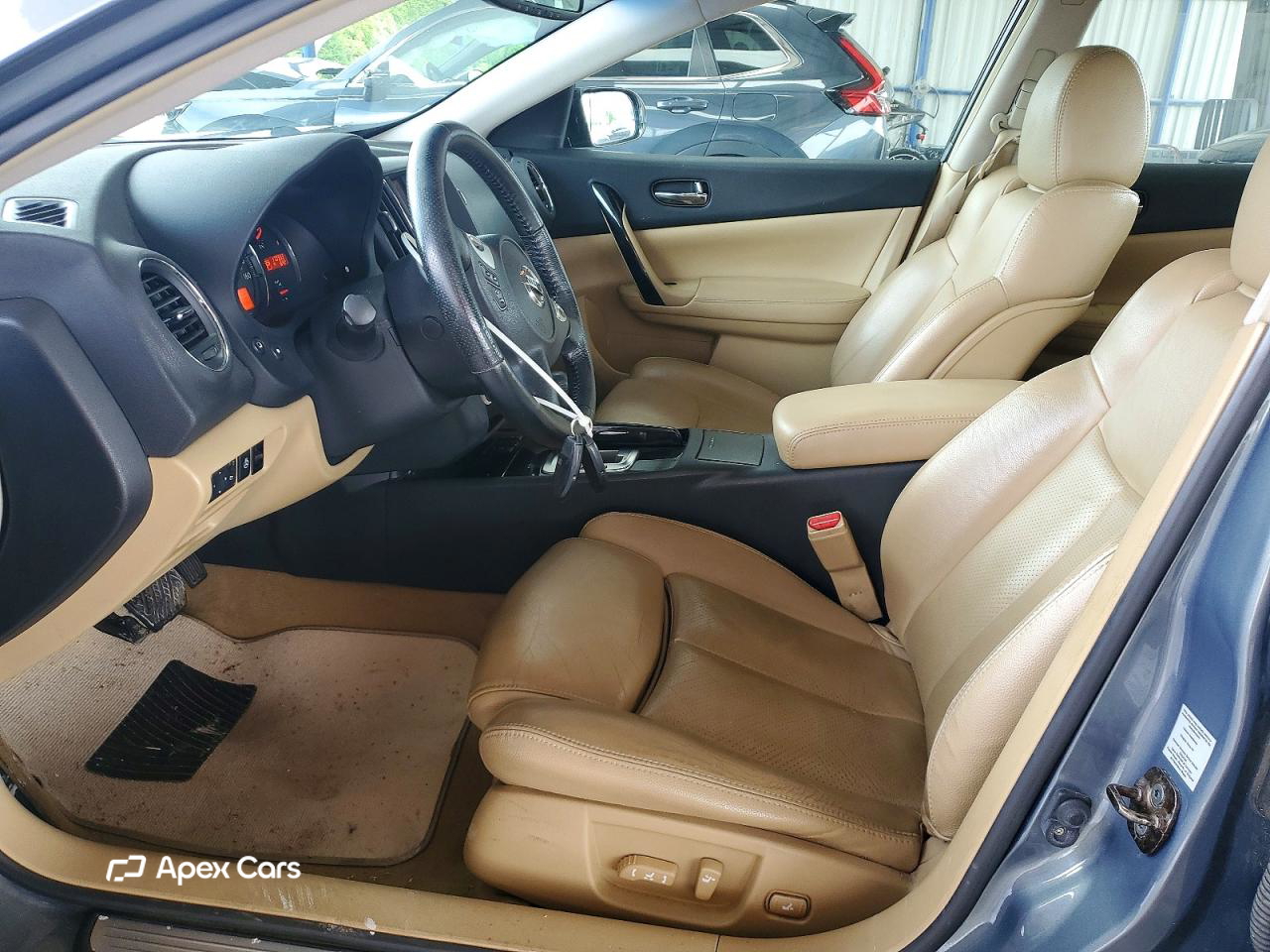 Nissan Maxima 2010