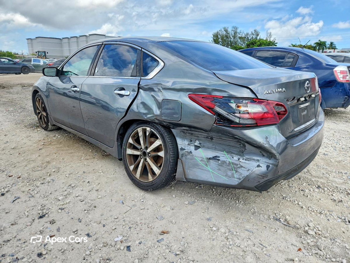 Nissan Altima 2017