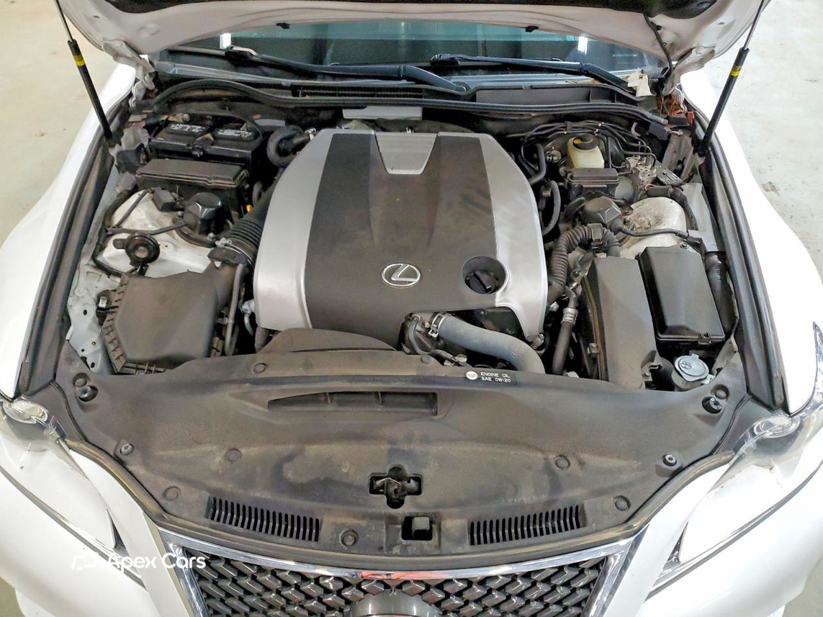 Lexus IS 2016