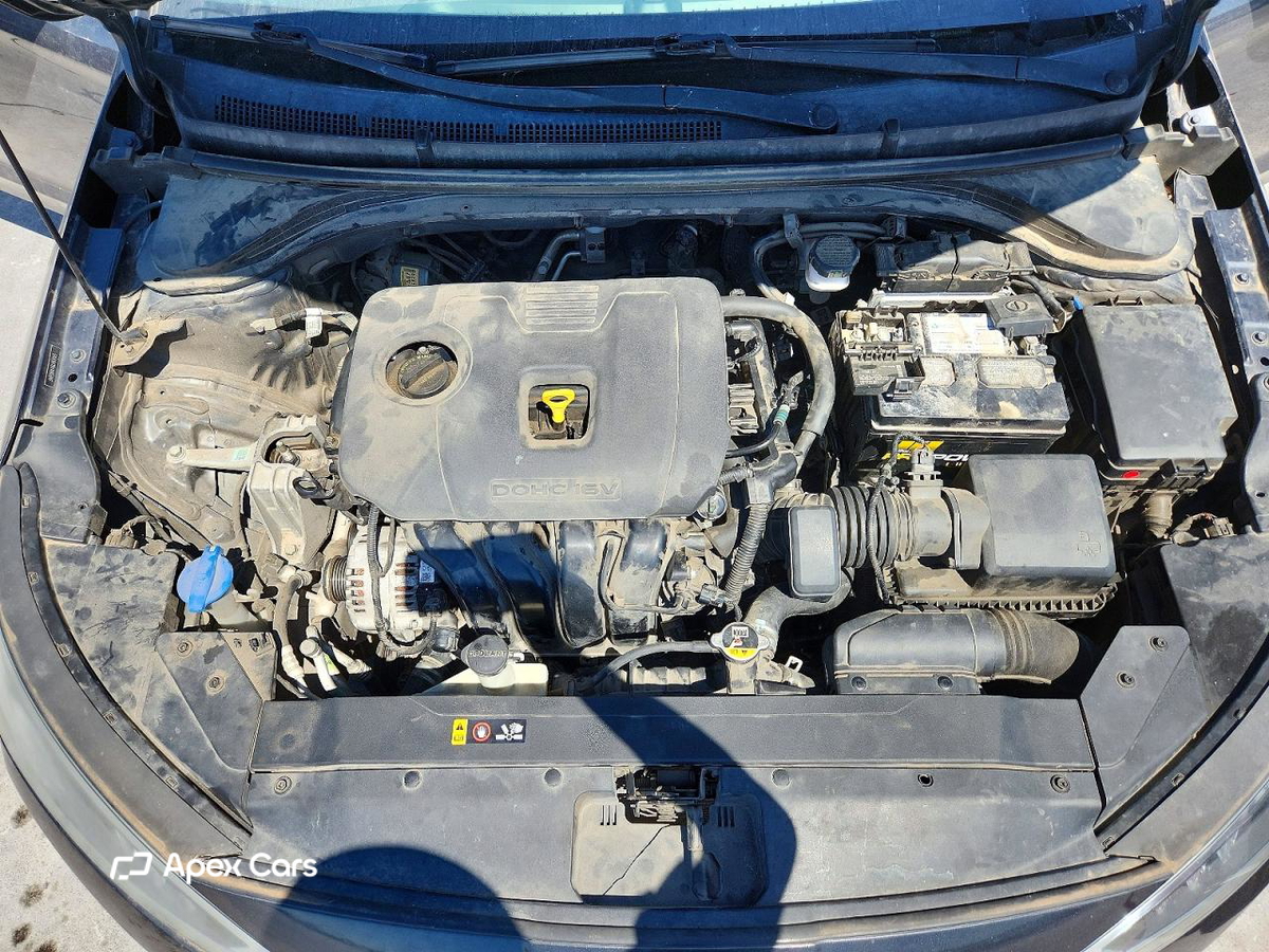 Hyundai Elantra 2020