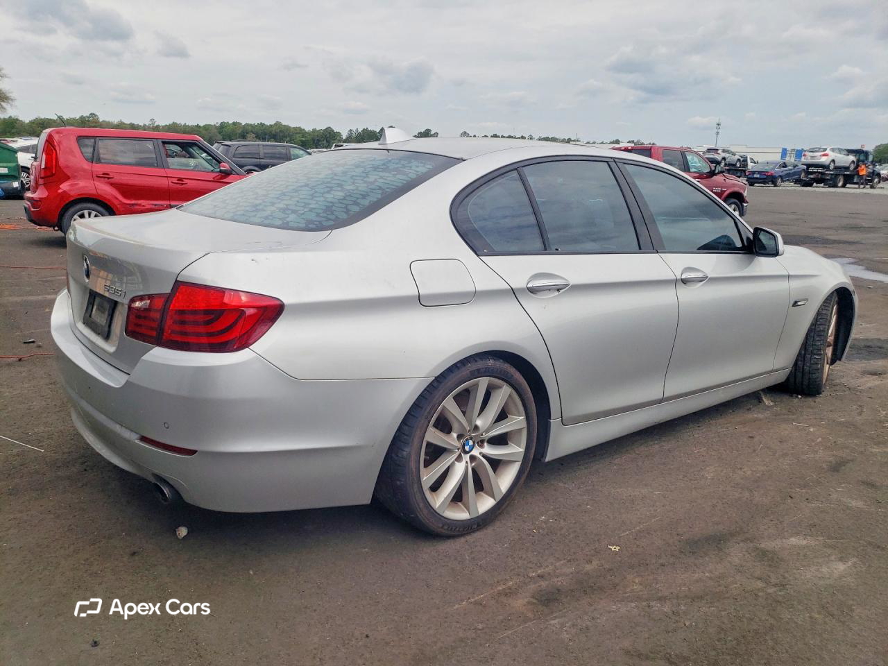 BMW Series 5 2011