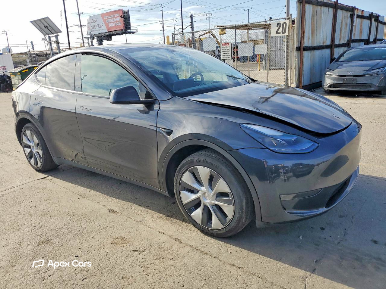 Tesla Model Y 2024