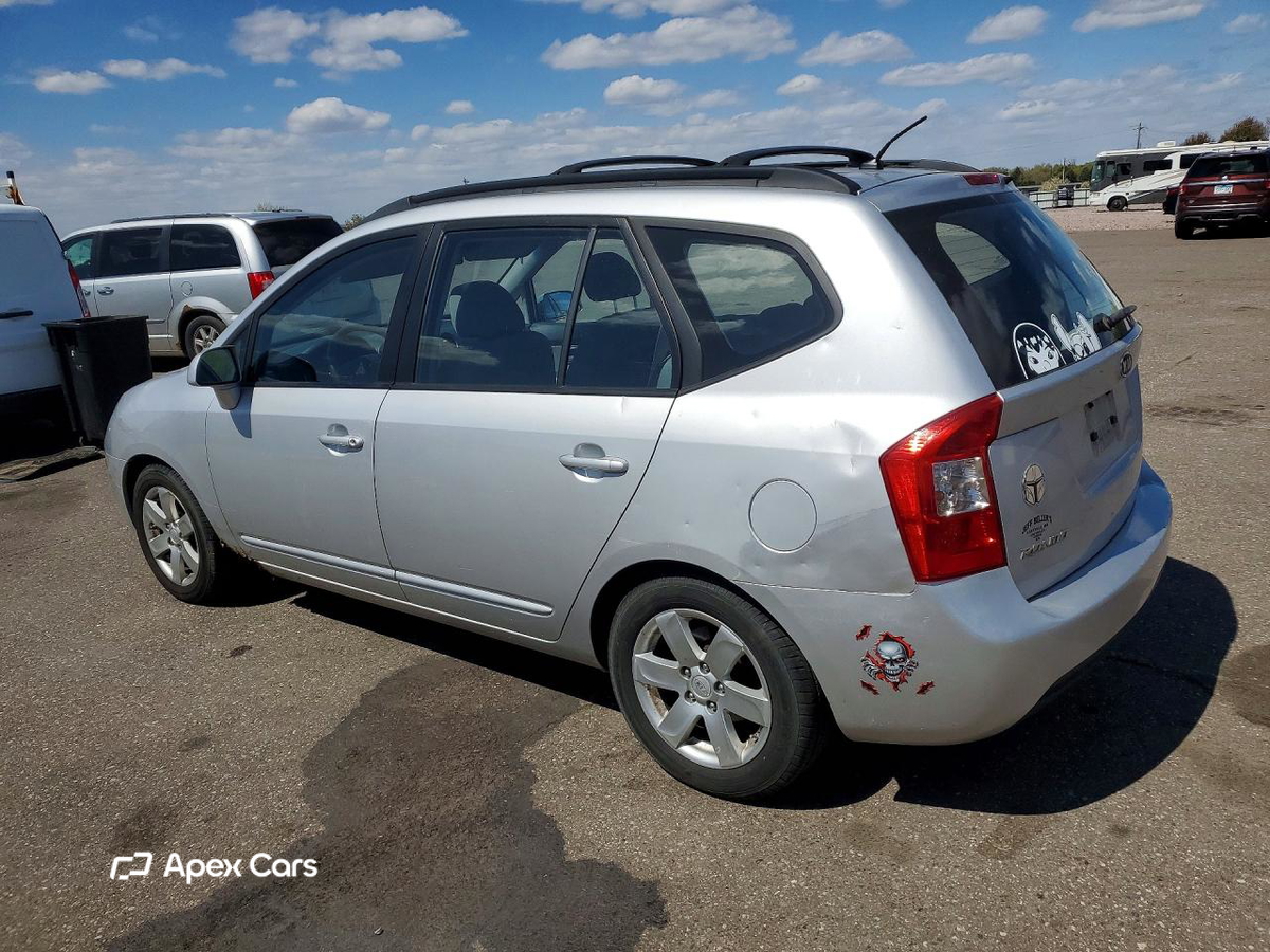 Kia Rondo 2008