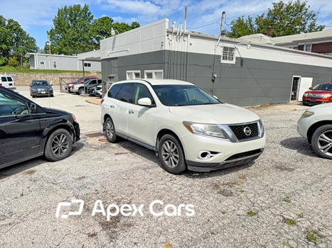 Nissan Pathfinder 2015 - Image 1 of 14