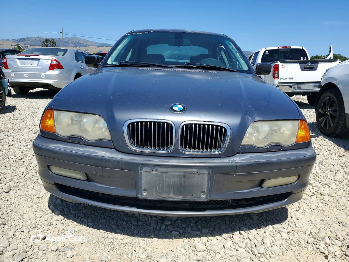 BMW Series 3 2001