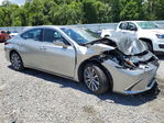 Lexus ES 2021