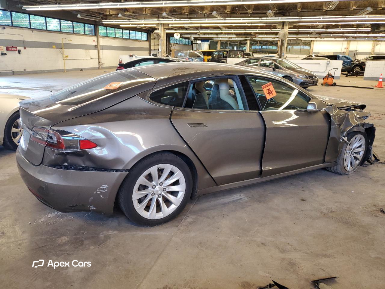 Tesla Model S 2016