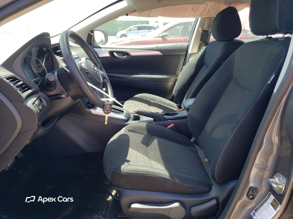 Nissan Sentra 2019