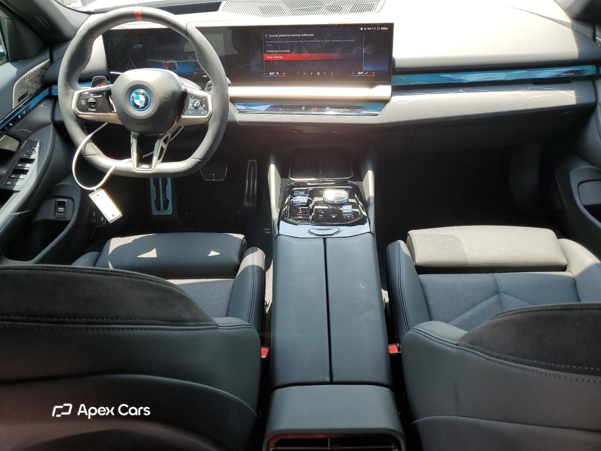BMW i5 2024