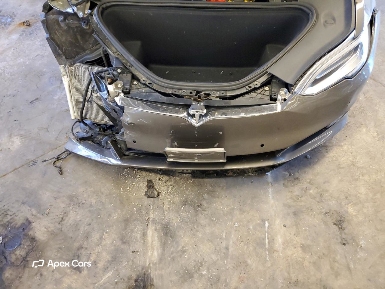 Tesla Model S 2016