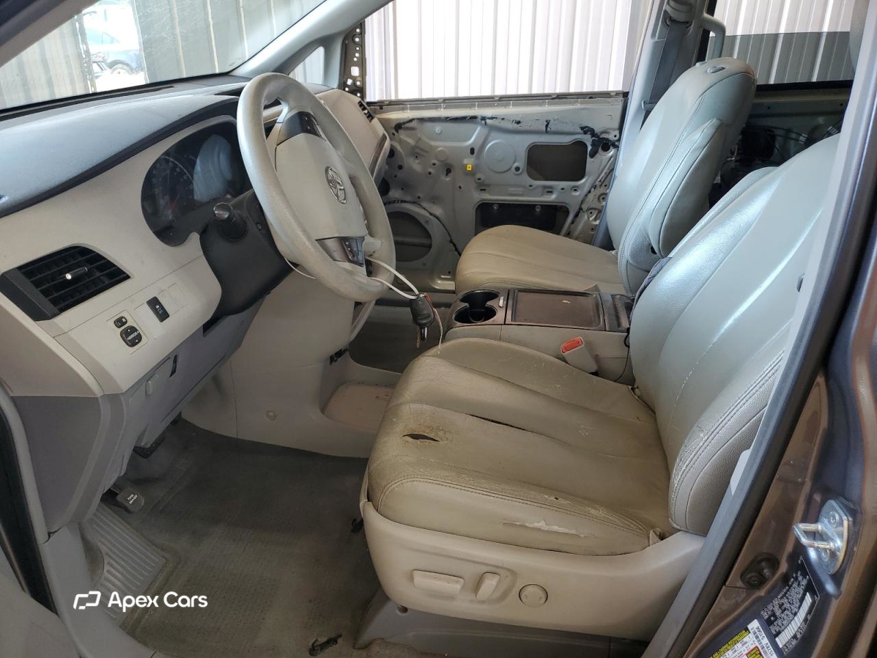 Toyota Sienna 2012