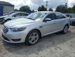Ford Taurus 2016