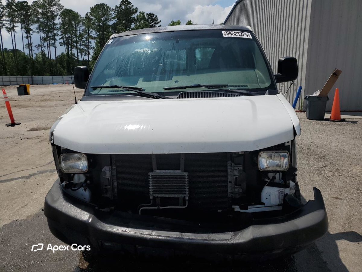 Chevrolet Express 2010
