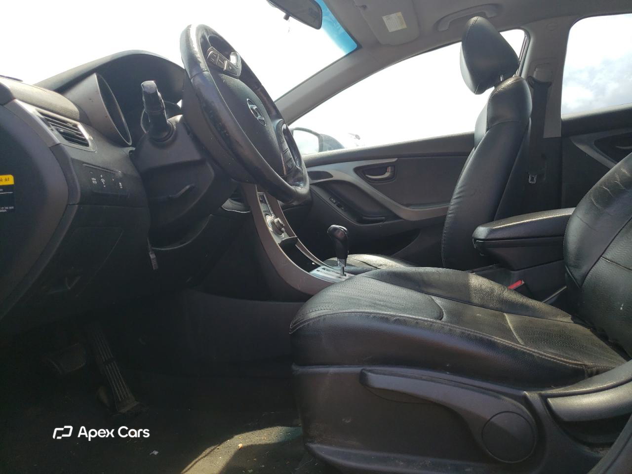 Hyundai Elantra 2012