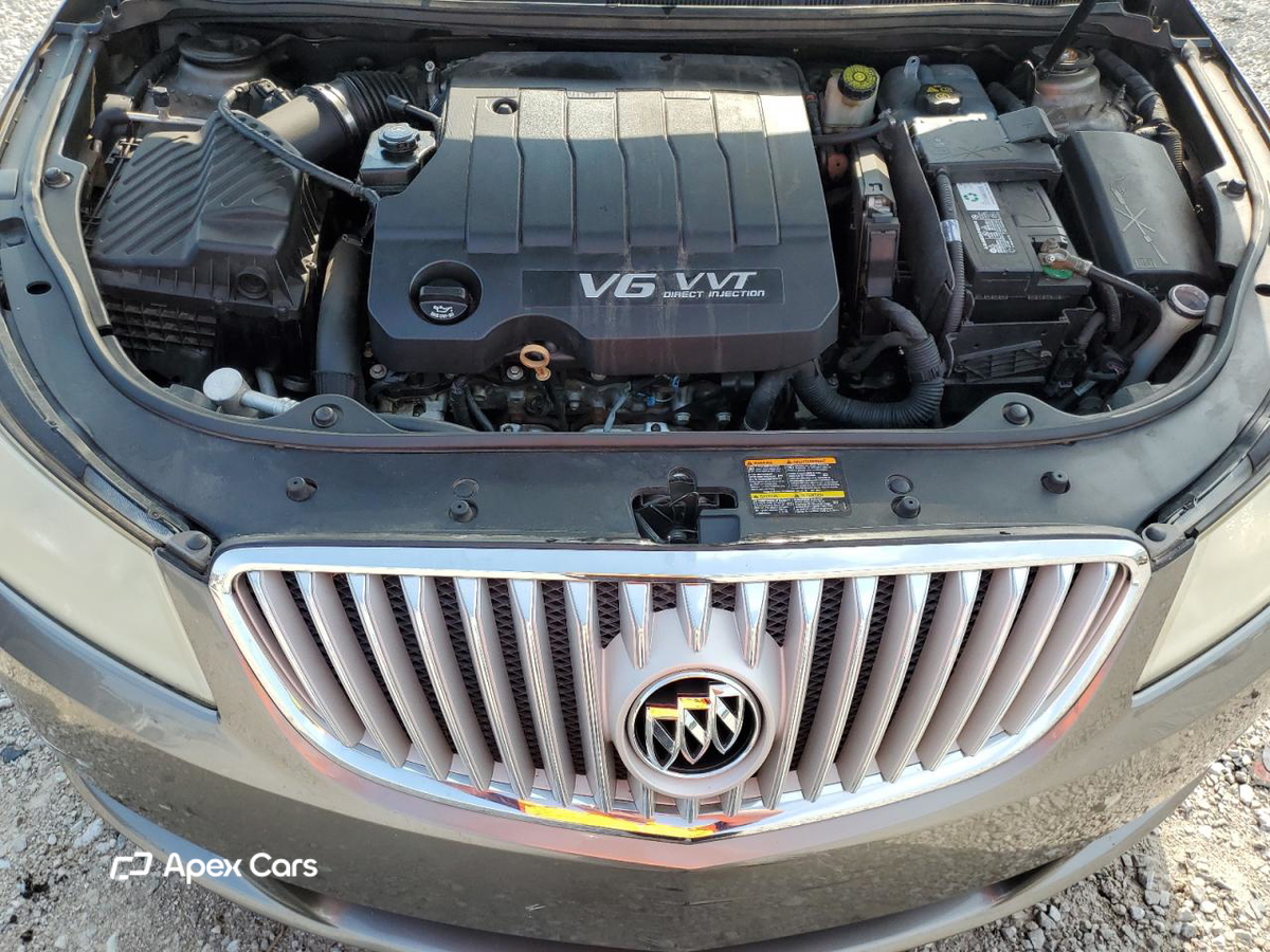 Buick LaCrosse 2011