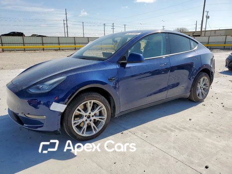 Tesla Model Y 2021 - Image 1 of 14