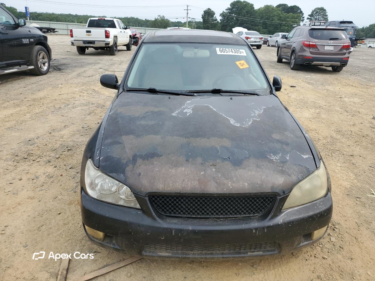 Lexus IS 2002
