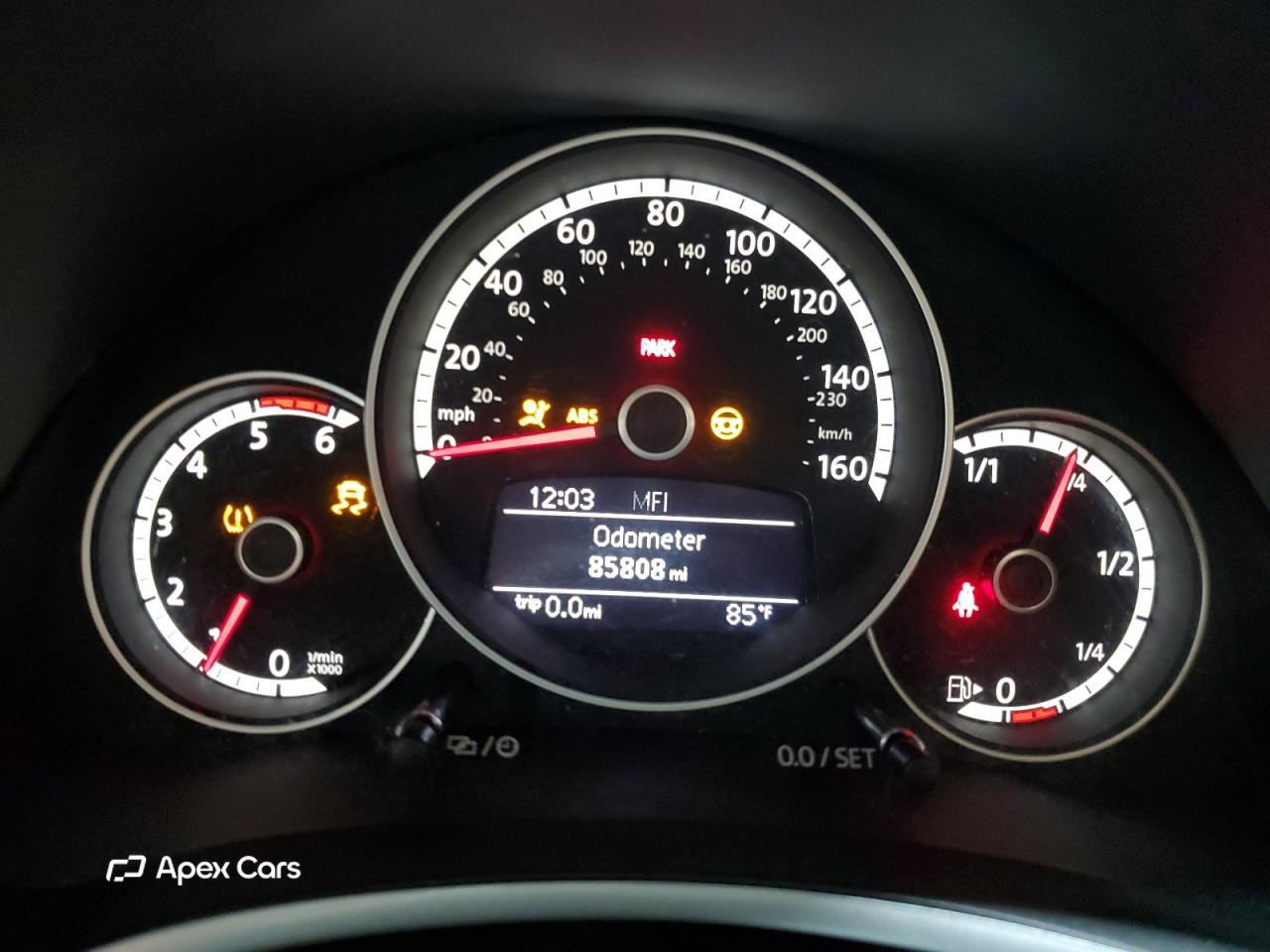 Volkswagen Beetle 2013