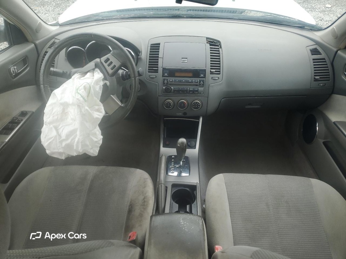 Nissan Altima 2006
