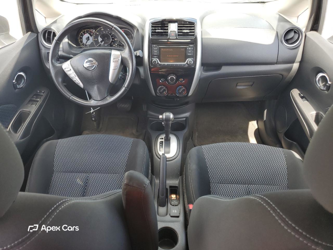 Nissan Versa 2016