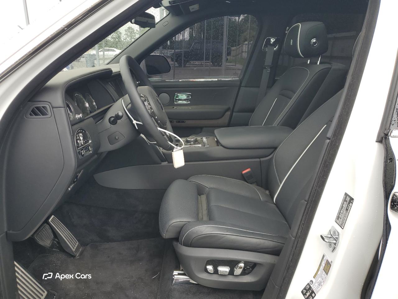 Rolls-Royce Cullinan 2024