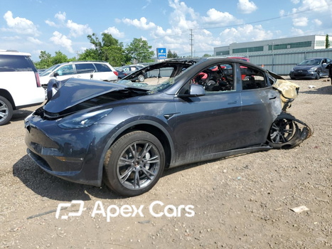 Tesla Model Y 2025 - Image 1 of 14