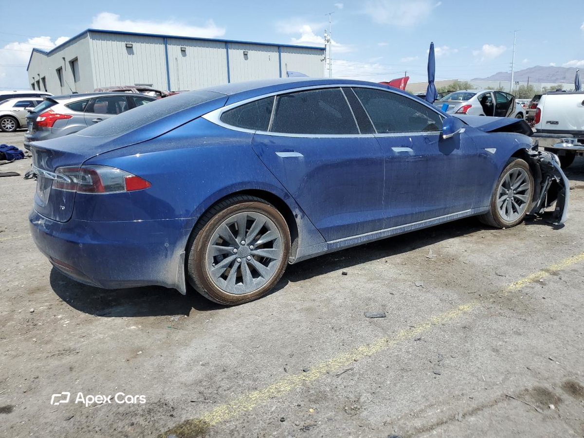 Tesla Model S 2016