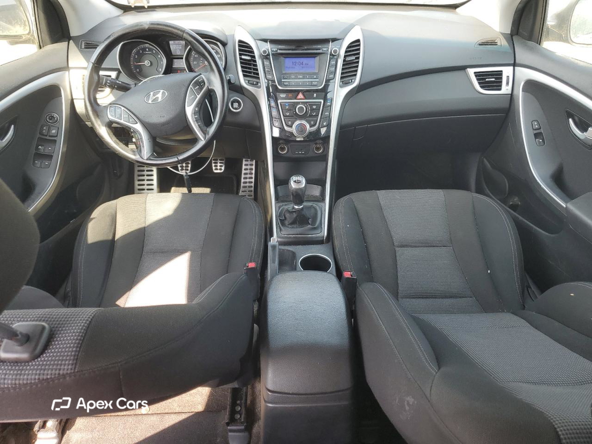 Hyundai Elantra 2013