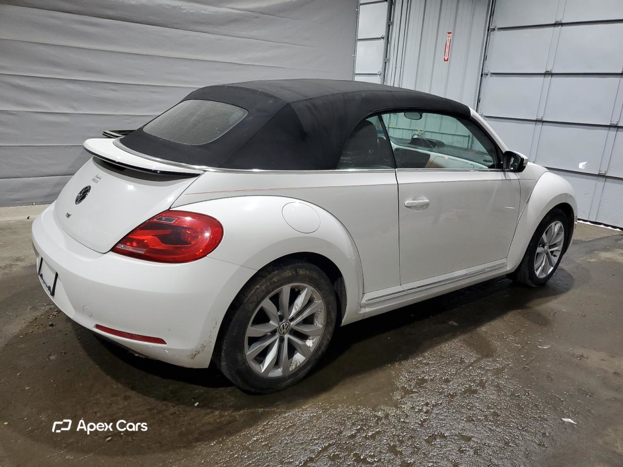 Volkswagen Beetle 2013
